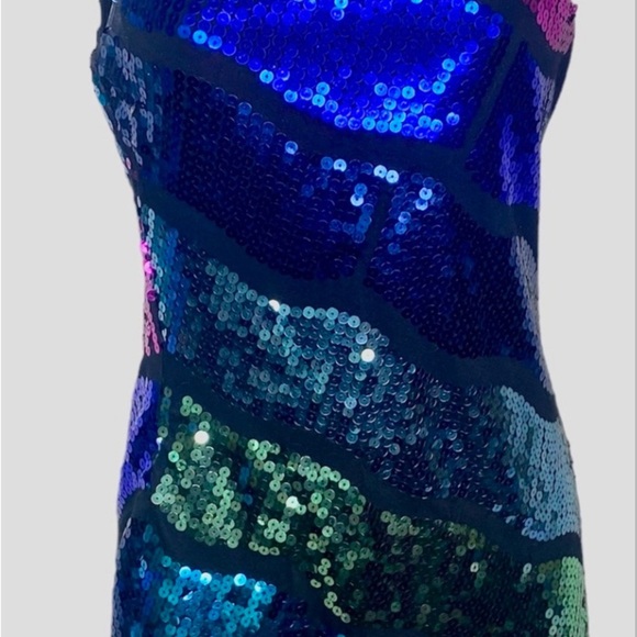 Forever 21 Women’s Asymmetrical Sequined Top One Shoulder L Black Pink Purple - Picture 3 of 14